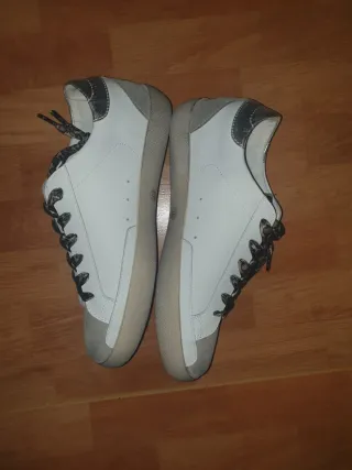 Golden Goose Superstar Sneakers