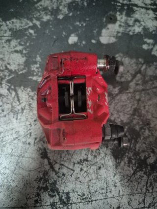 Pinza Freno Trasera Yamaha Maxster 150cc