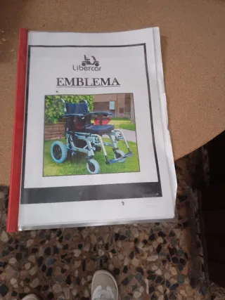 Silla de ruedas con batería