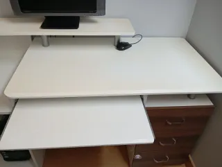 Escritorio mesa ordenador