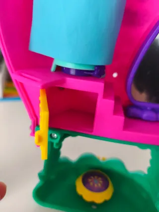 Casita globo Poppy Troll