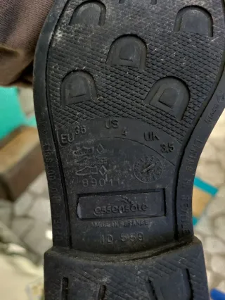 Set de limpieza para caballos y botas de montar