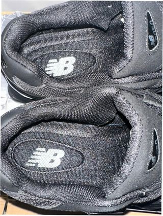 New Balance 9060 Triple Black Talla 36