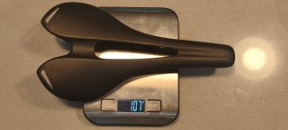 Sillín de carbono para bicicleta 107 g