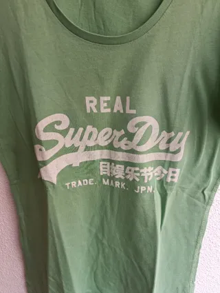Talla M Camiseta Superdry verde mujer