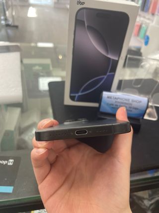 iPhone 16 Pro Max 256GB Negro