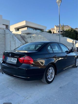 BMW 320d 184cv año2010
