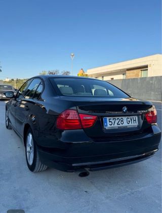 BMW 320d 184cv año2010