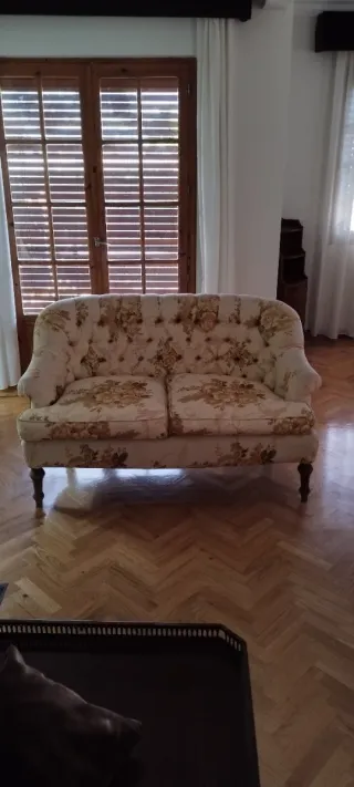Conjunto de 2 sillones más sofá romantico