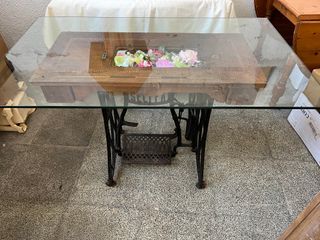 Mesa Máquina de Coser Antigua