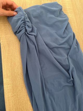 Falda larga azul elegante
