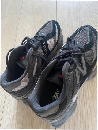 New Balance 9060 Castlerock Grey Talla 39.5