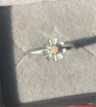 Anillo margarita con ópalo plata