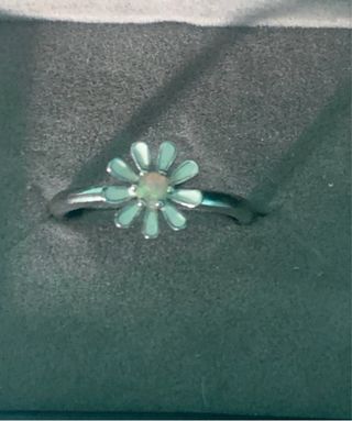 Anillo margarita con ópalo plata