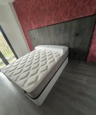 Canapé abatible madera con colchones viscoelastica