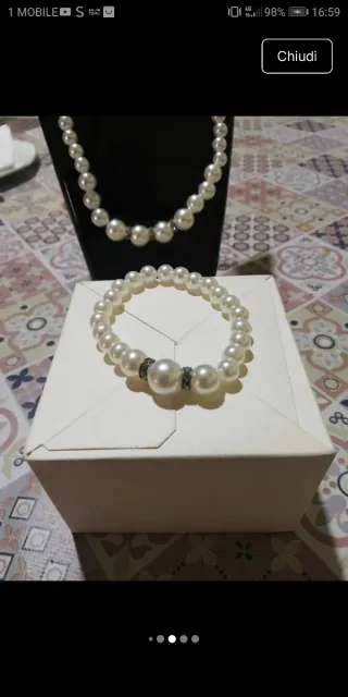 Set collana, bracciale e orecchini perla