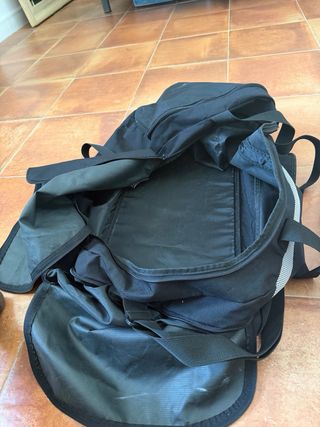 Bolsa deportiva Adidas negra
