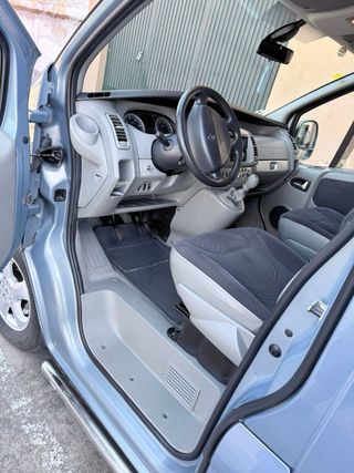 Renault Trafic 2.5 150cv