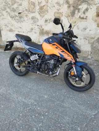 KTM Duke 125 Azul/Naranja