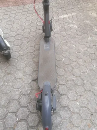 Due monopattini elettrici + caricatori