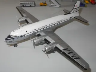 BAJADA DE PRECIO!!! Maqueta Avión Pan Am DC-4 1/14