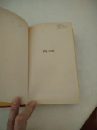Bel Ami / Guy de Maupassant ; [traducci¾n Carlo...