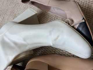 Botines y Zapatos Beige y Blancos