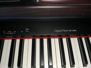 Piano Suzuki Digital. Se encuentra en Torrelavega