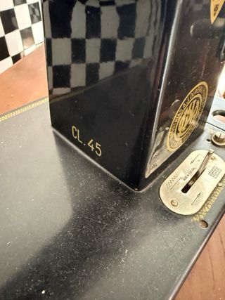 Máquina de Costura Oliva Vintage