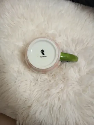 Taza de cerámica con diseño de tulipán rosa