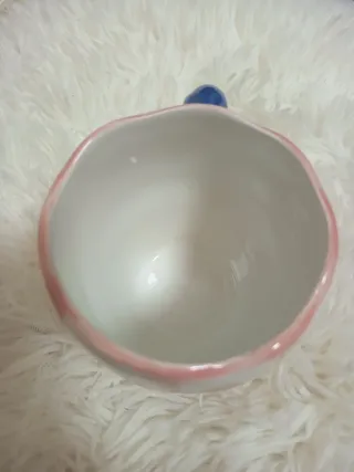 Taza de cerámica con diseño de tulipán rosa