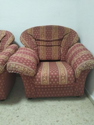 Sofá de 2 plazas con estampado floral