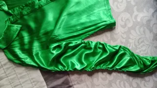 Blusa ZARA verde elegante Talla M