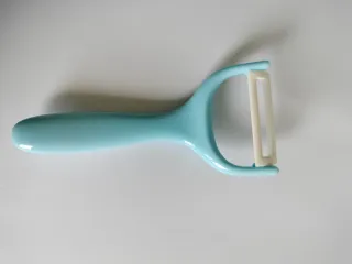 Juego de 6 cuchillos Newchef con pelador