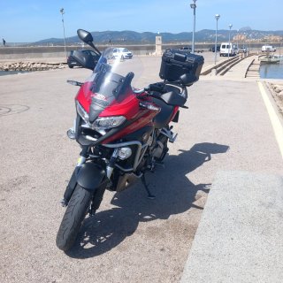 Honda VFR800X Crossrunner Roja