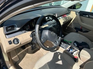 Volkswagen Passat 2011