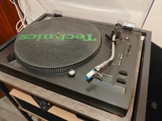 Tocadiscos Sanyo Vintage