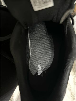 New Balance 9060 Negro Talla 38