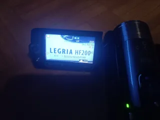 Videocámara Canon Legria HF 200 HD