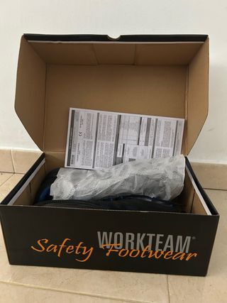 Zapatos de seguridad WORKTEAM negros y azules