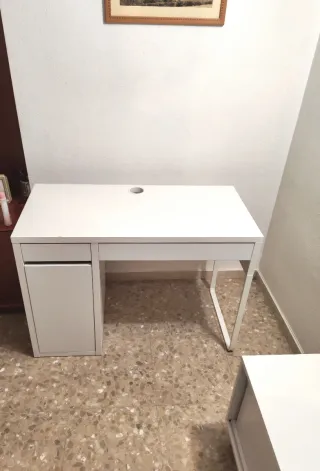 Scrivania Bianca Ikea MICKE con Cassettiera