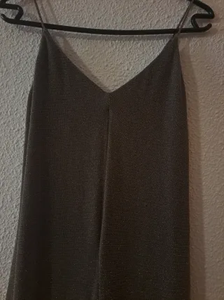 Mono de tirantes talla S sin etiqueta, es de Mango