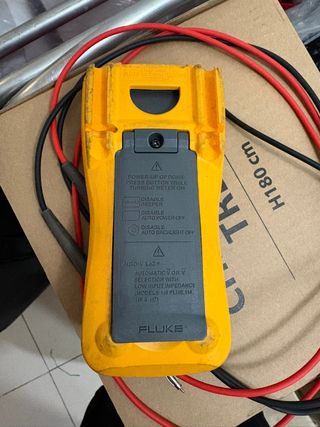 Multímetro Fluke 114 True RMS