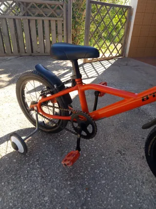 Bicicleta infantil naranja