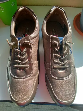 Zapatos Marrones Dorados Mujer