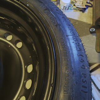Ruotino Nuovo di scorta con Kit di attrezzi