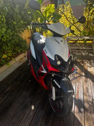 Yamaha Jog RR 49 cc Refrigeración Liquida