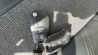 Peugeot 5008 PureTech 130 S&S Allure 96 kW (130 CV)