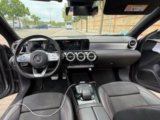 Mercedes-Benz  CLA 200 coupe
