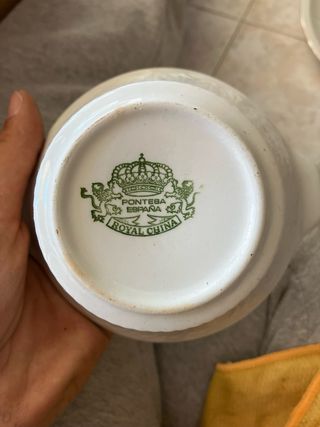 Vajilla Pontesa Porcelana Blanca y Dorada